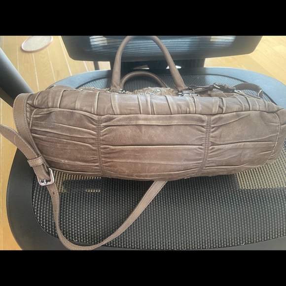 Authentic Prada Gaufre Leather Light brown 2 way - Picture 5 of 10